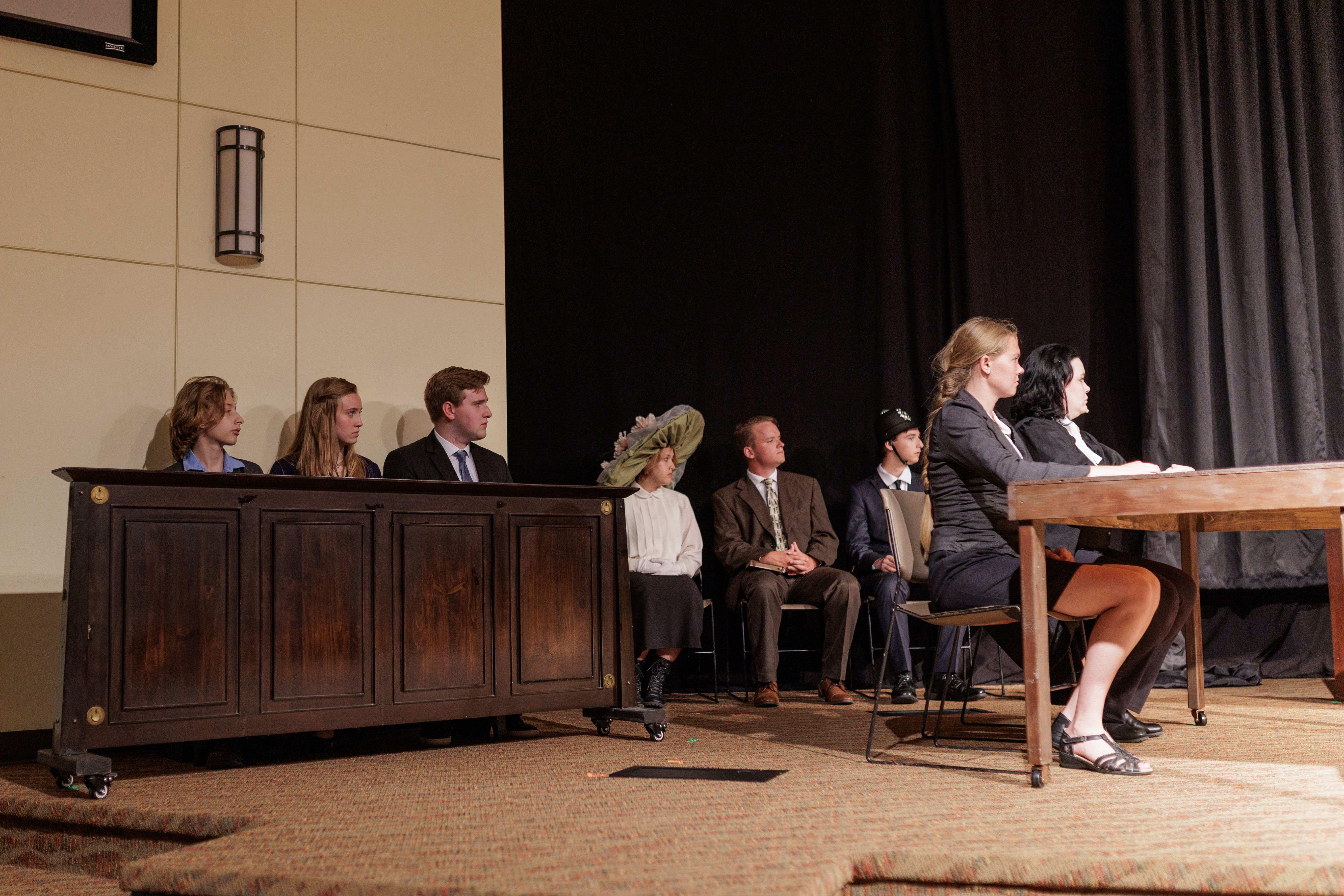Witness for the Prosecution production photograph 3